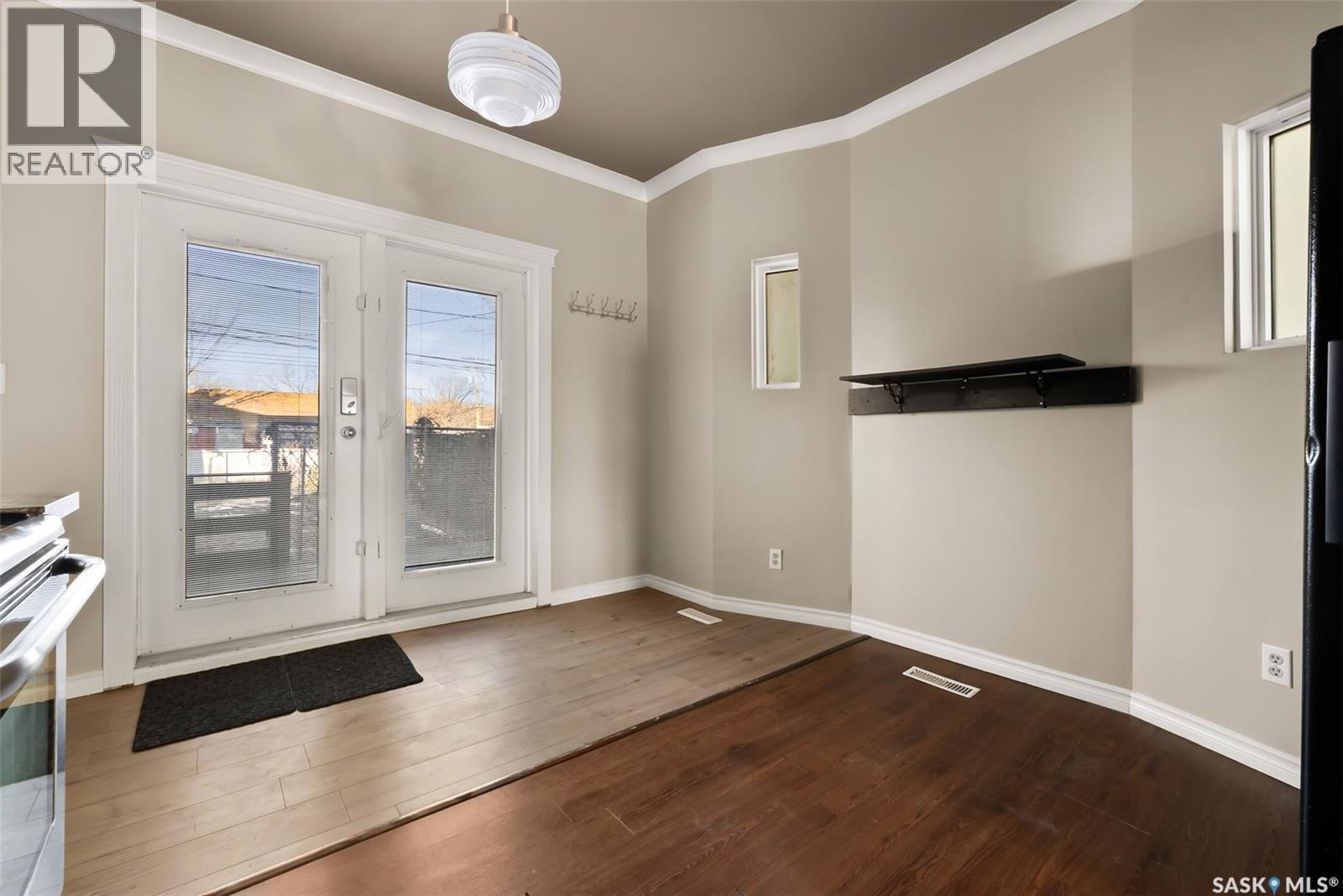 1230 Victoria Avenue, Regina, Saskatchewan  S4P 0N9 - Photo 12 - SK026785