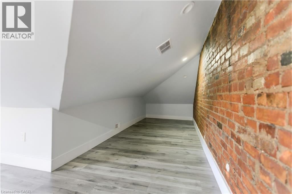 199 Jackson Street E, Hamilton, Ontario  L8N 1L7 - Photo 23 - 40796957