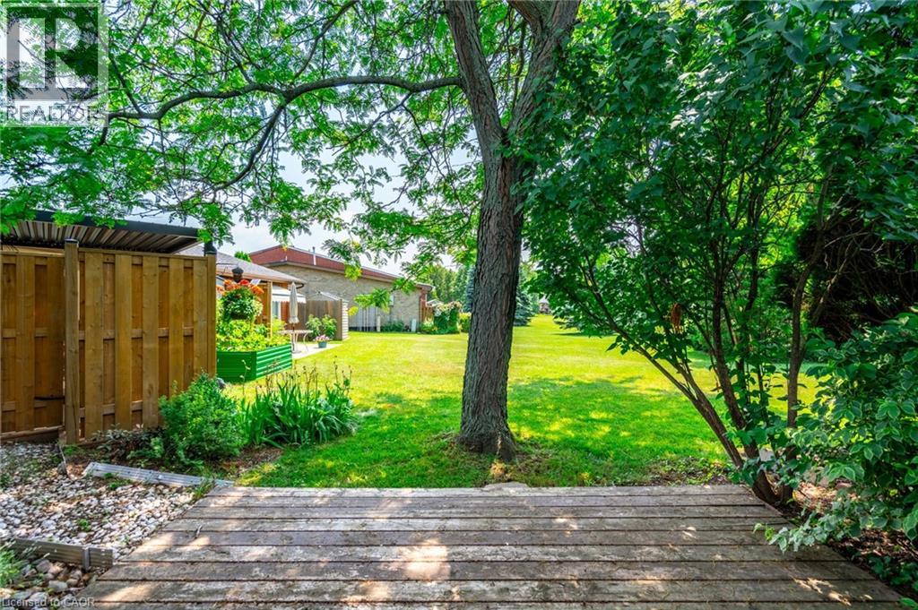 1 Archdeacon Clark Trail, Hamilton, Ontario  L9B 2M2 - Photo 32 - 40798015