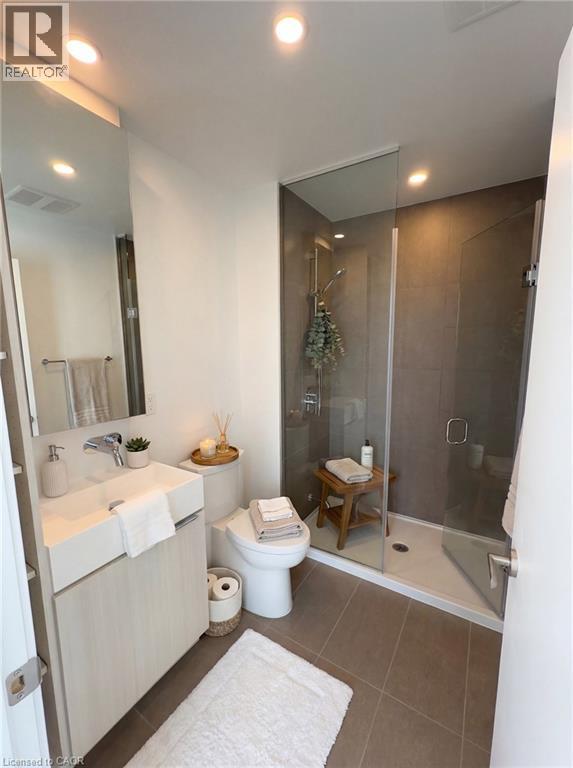 370 Martha Street Unit# 2405, Burlington, Ontario  L7R 2P7 - Photo 3 - 40798437