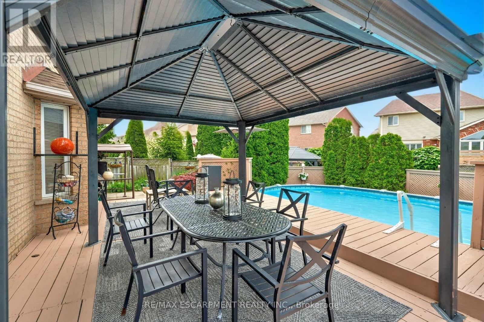 9 Sugarberry Court, Hamilton, Ontario  L8E 5E6 - Photo 27 - X12698636