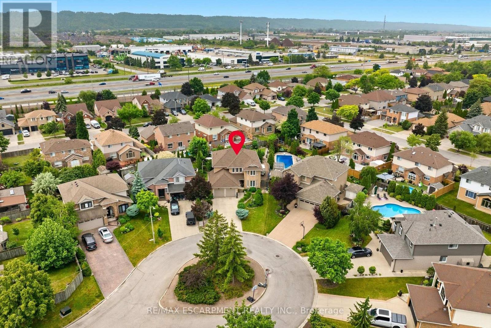 9 Sugarberry Court, Hamilton, Ontario  L8E 5E6 - Photo 37 - X12698636