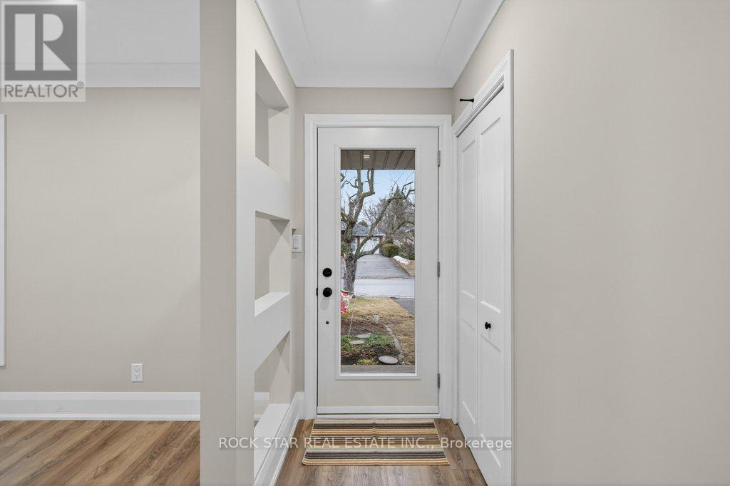 15 Marshall Street, Brantford, Ontario  N3R 3C8 - Photo 4 - X12698650