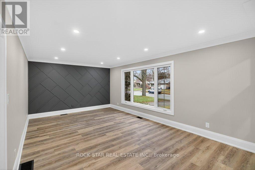 15 Marshall Street, Brantford, Ontario  N3R 3C8 - Photo 5 - X12698650