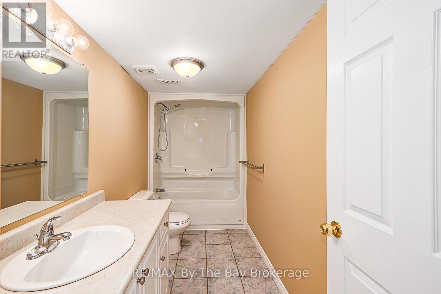 72 57th Street S, Wasaga Beach, Ontario L9Z 1W5 - Photo 30 - S12698862