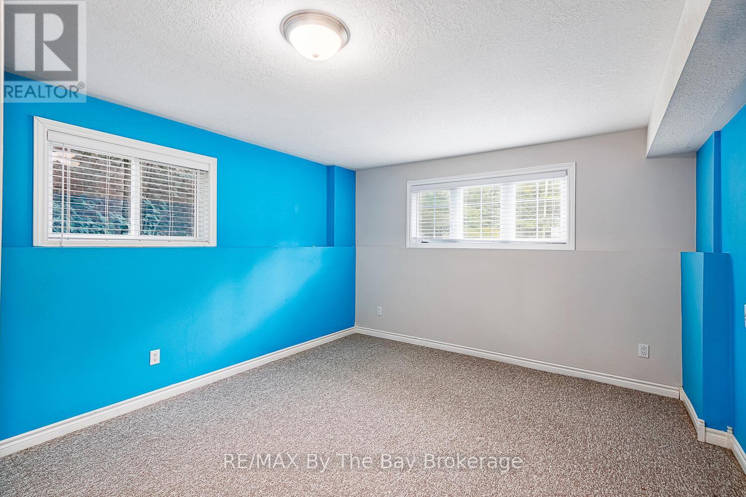 72 57th Street S, Wasaga Beach, Ontario L9Z 1W5 - Photo 34 - S12698862