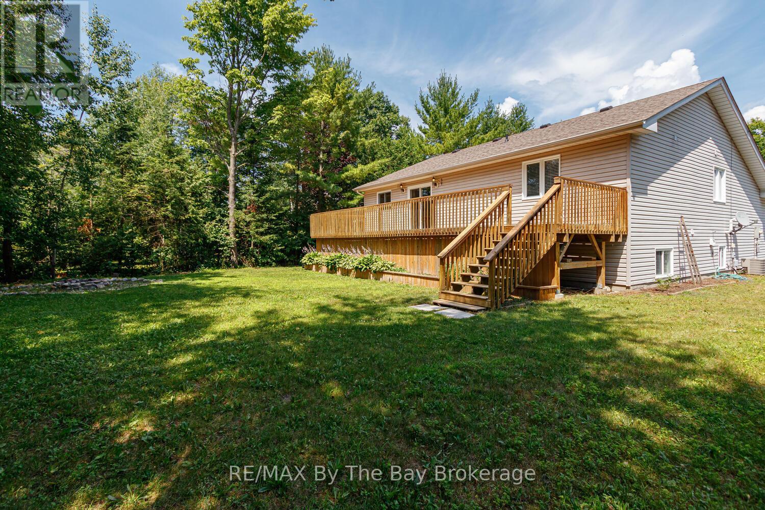 72 57th Street S, Wasaga Beach, Ontario L9Z 1W5 - Photo 39 - S12698862