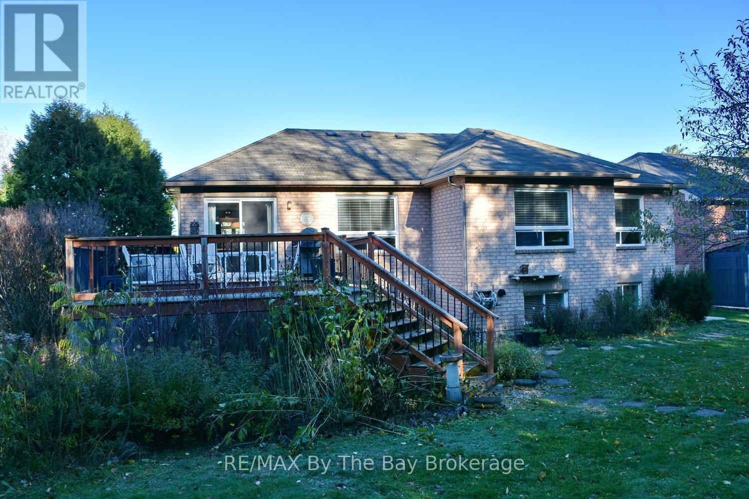 10 Cherry Sands Crescent, Wasaga Beach, Ontario  L9Z 1P5 - Photo 44 - S12698902