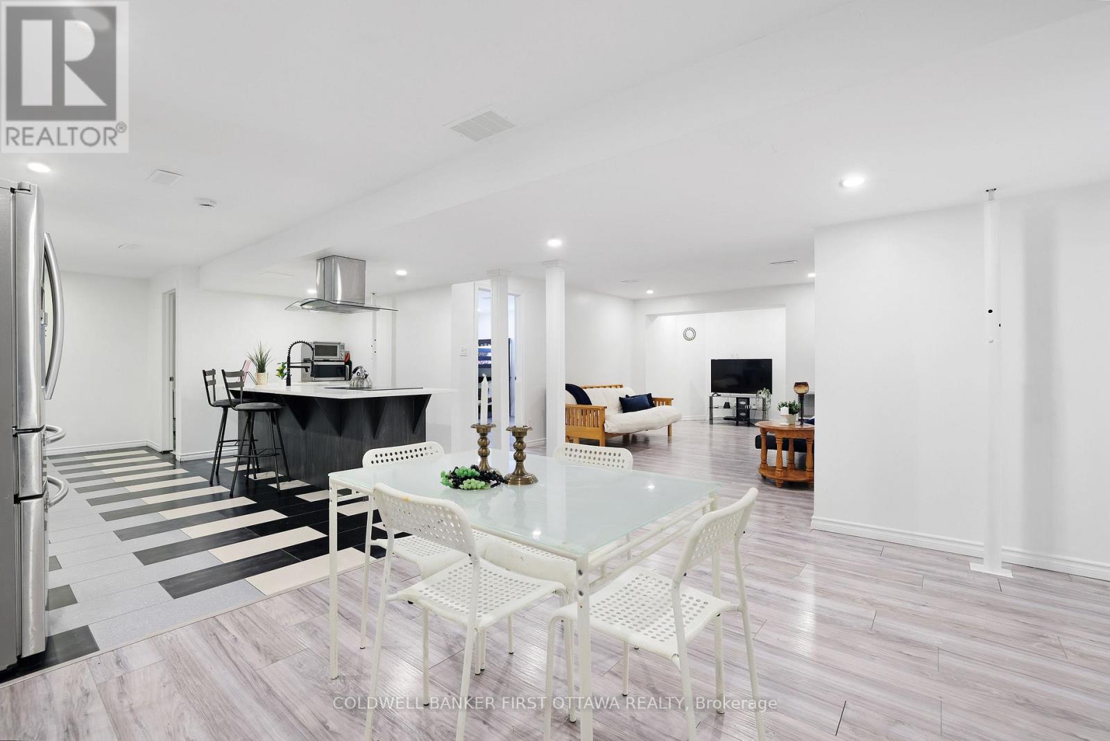 11 Rideau Crossing Crescent, North Grenville, Ontario  K0G 1K0 - Photo 25 - X12697854