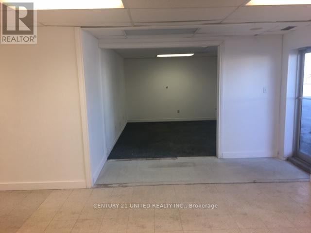 B - 675 The Queensway, Peterborough (Otonabee Ward 1), Ontario  K9J 7J6 - Photo 7 - X12698952