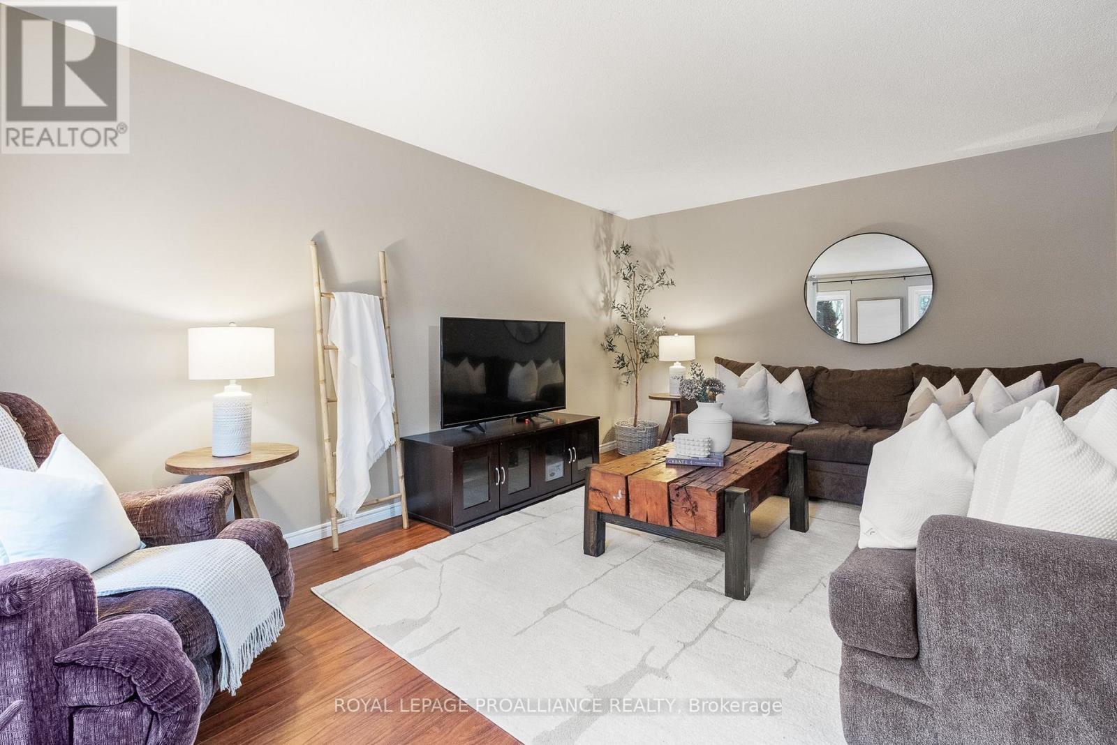 851 Chipping Park Boulevard, Cobourg, Ontario  K9A 5L1 - Photo 8 - X12698972