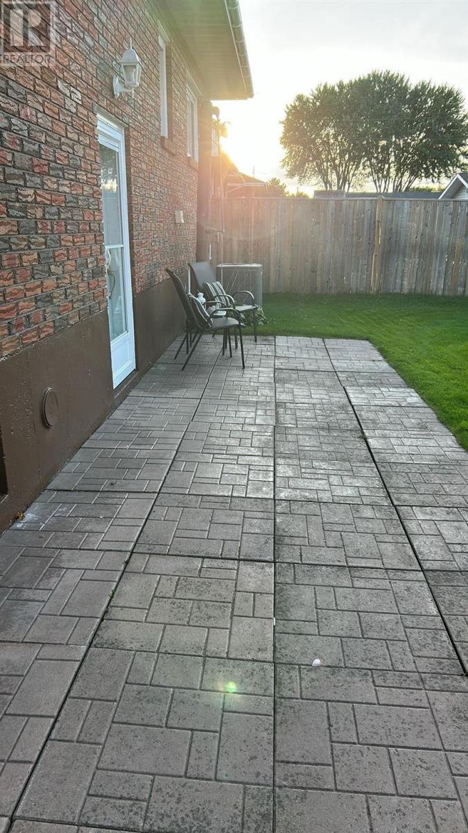 134 Ruth St, Sault Ste. Marie, Ontario  P6C 2E7 - Photo 35 - SM260103