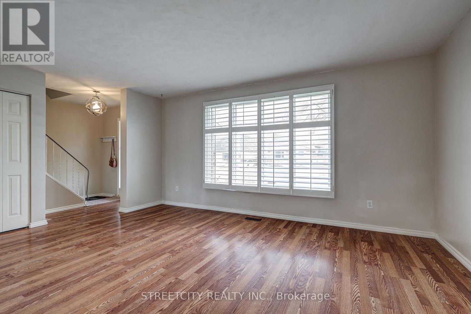 23 Dyer Crescent, St. Thomas, Ontario  N5R 5K2 - Photo 24 - X12698992