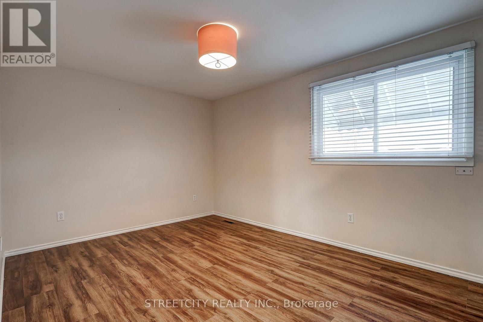 23 Dyer Crescent, St. Thomas, Ontario  N5R 5K2 - Photo 30 - X12698992