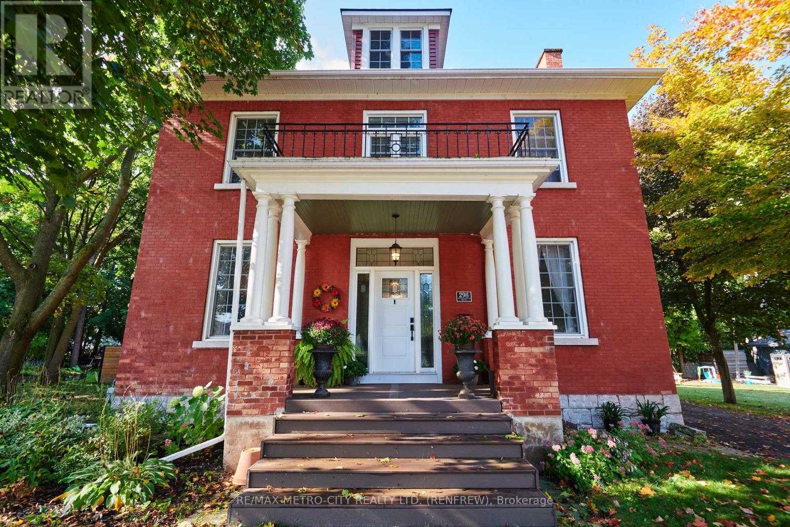 298 Barr Street, Renfrew, Ontario  K7V 1J8 - Photo 5 - X12698906