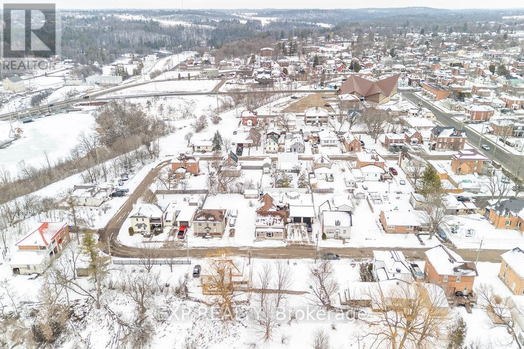 113 Bank Street N, Renfrew, Ontario  K7V 2E3 - Photo 38 - X12698922