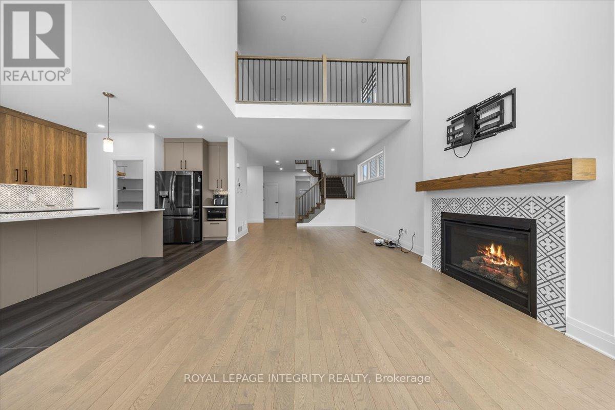 21 Angel Heights, Ottawa, Ontario  K2S 2N2 - Photo 10 - X12698896