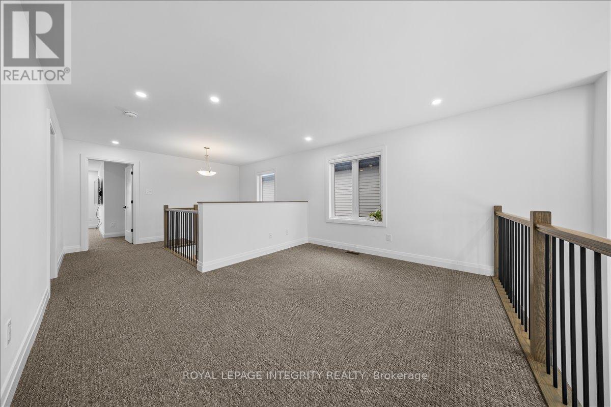 21 Angel Heights, Ottawa, Ontario  K2S 2N2 - Photo 22 - X12698896