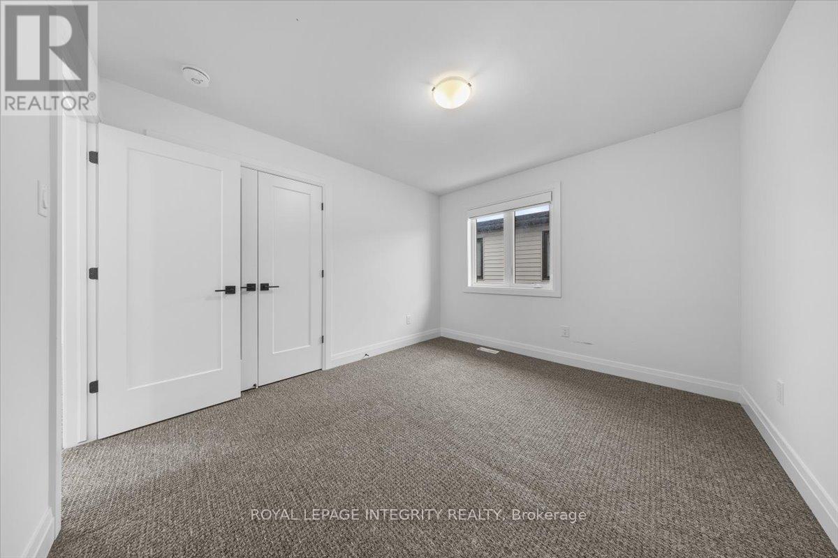 21 Angel Heights, Ottawa, Ontario  K2S 2N2 - Photo 27 - X12698896