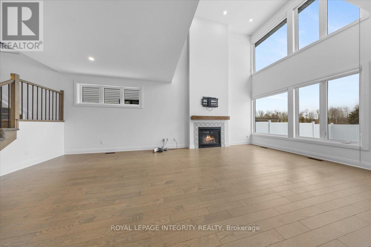 21 Angel Heights, Ottawa, Ontario  K2S 2N2 - Photo 9 - X12698896