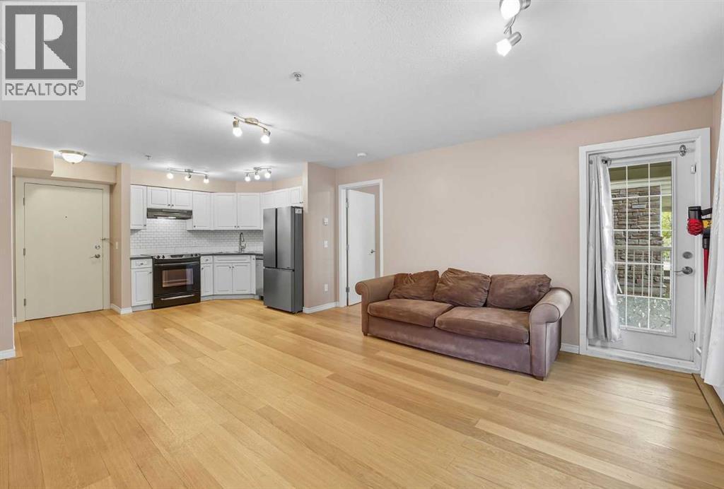 110, 2000 Applevillage Court Se, Calgary, Alberta  T2A 7Z4 - Photo 11 - A2279204