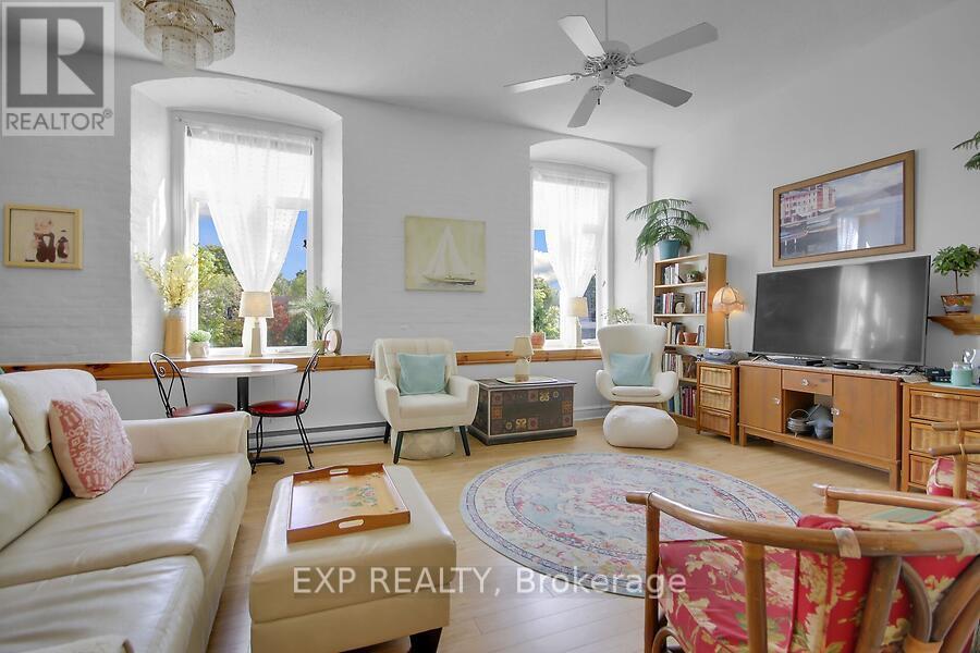 503 - 1 Rosamond Street E, Mississippi Mills, Ontario  K0A 1A0 - Photo 7 - X12687588