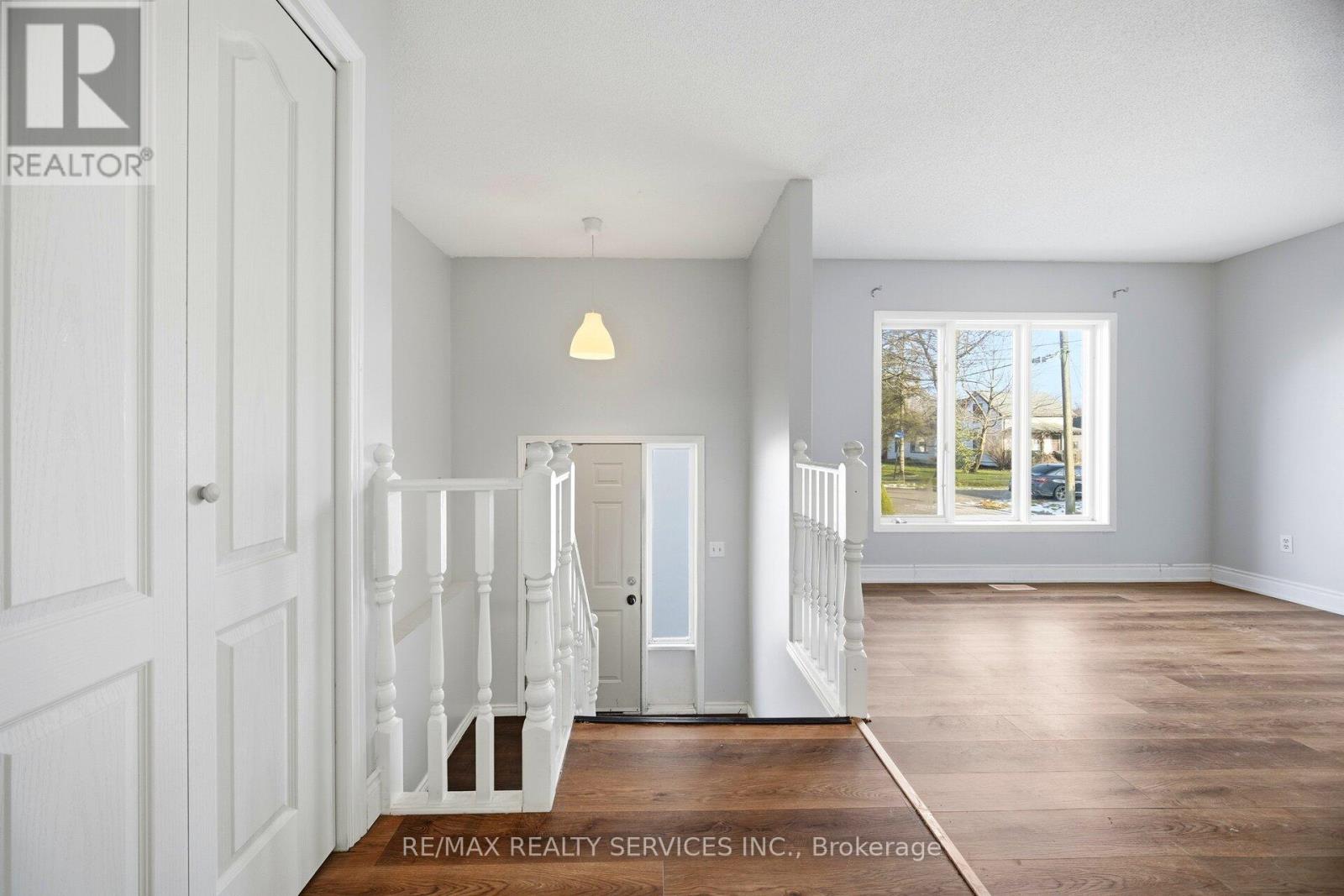 15 Margaret Street, Thorold, Ontario  L0S 1K0 - Photo 8 - X12682790