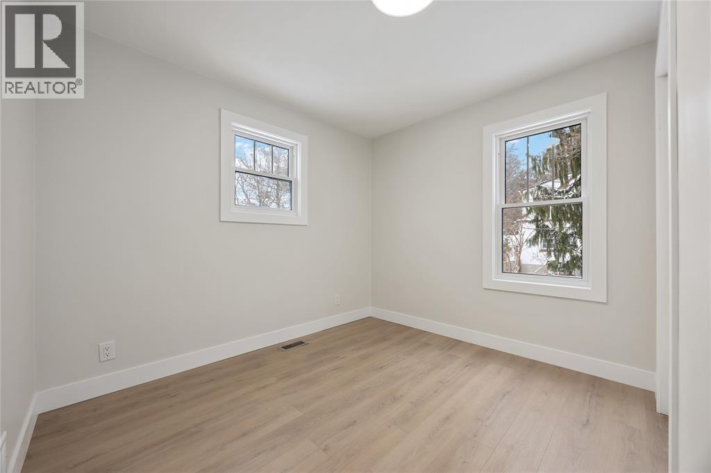 496 Talfourd Street, Sarnia, Ontario  N7T 1R7 - Photo 11 - 26000537