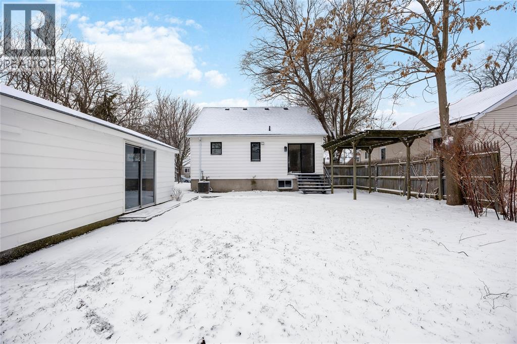 496 Talfourd Street, Sarnia, Ontario  N7T 1R7 - Photo 27 - 26000537