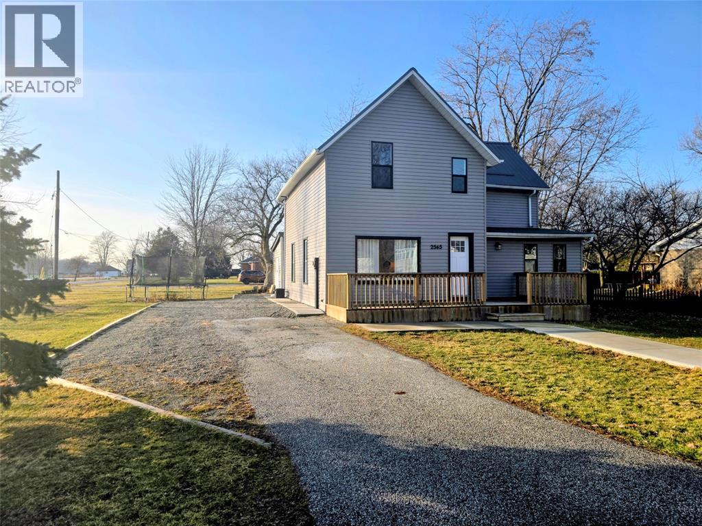 2565 ELIZABETH STREET, Oil Springs, Ontario