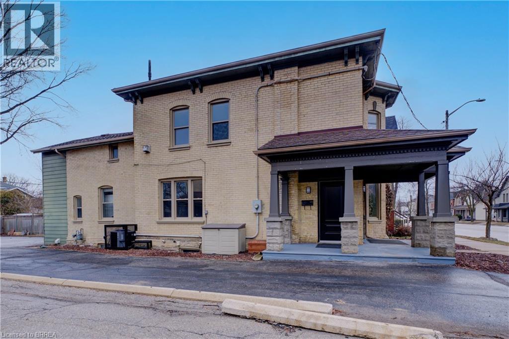 203 Brant Avenue Unit# 1, Brantford, Ontario  N3T 3J1 - Photo 4 - 40789925