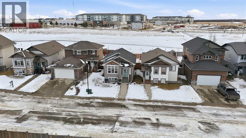 69 Bowman Circle, Sylvan Lake, Alberta  T4S 0H9 - Photo 4 - A2278842