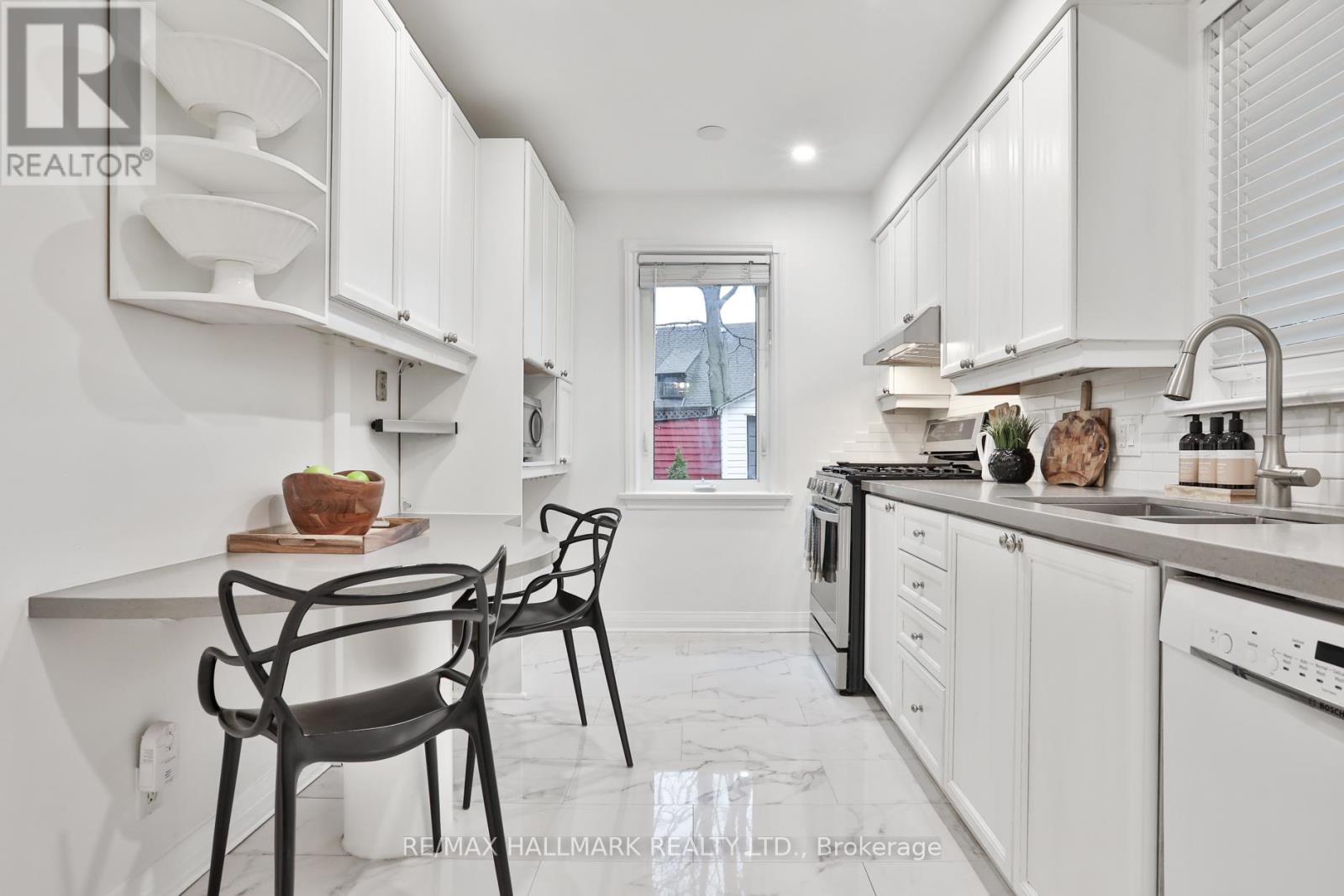 1632 Bathurst Street, Toronto, Ontario  M5P 3J5 - Photo 10 - C12698904