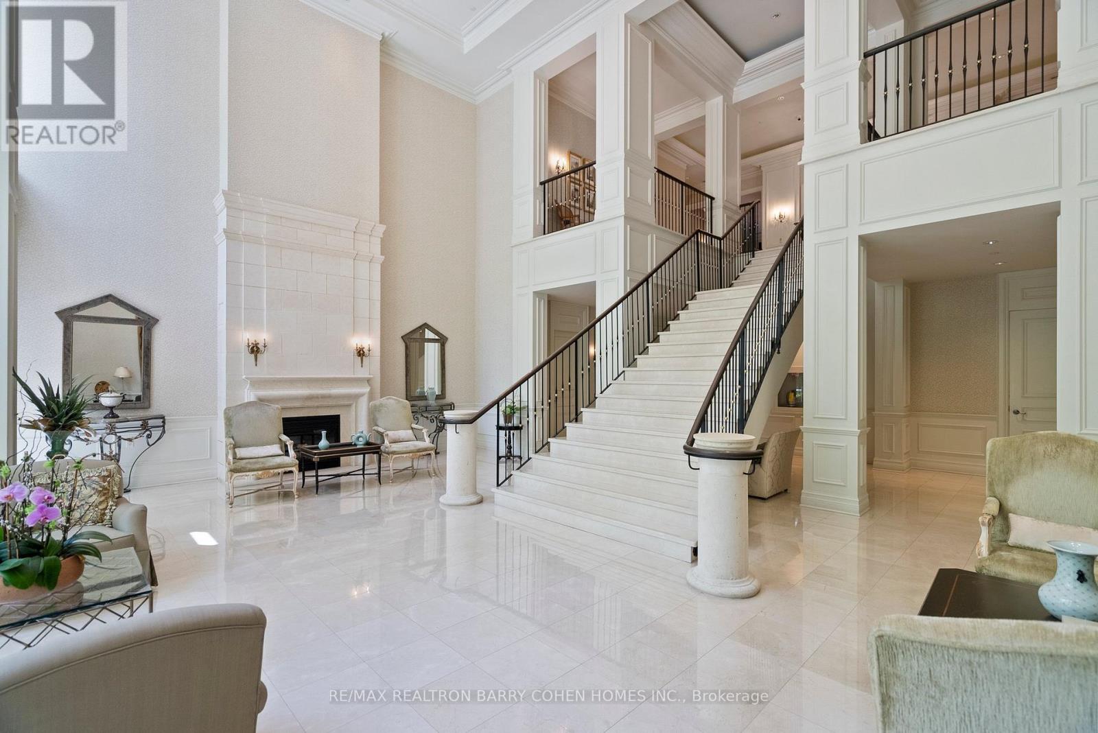 204 - 1 Post Road, Toronto, Ontario  M3B 3R4 - Photo 3 - C12698920