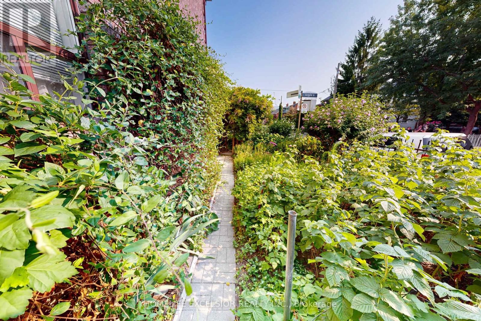 32 Argyle Street, Toronto, Ontario  M6J 1N4 - Photo 49 - C12698974