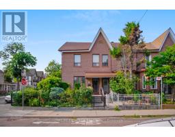 32 ARGYLE STREET, Toronto, Ontario