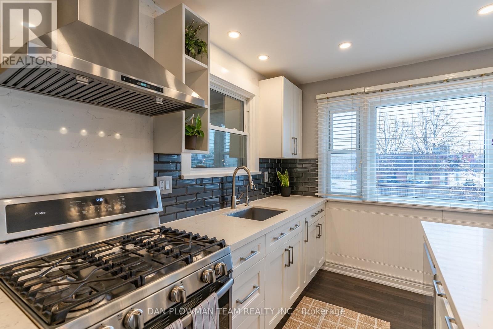 536 King Street E, Oshawa, Ontario  L1H 1G1 - Photo 12 - E12698882