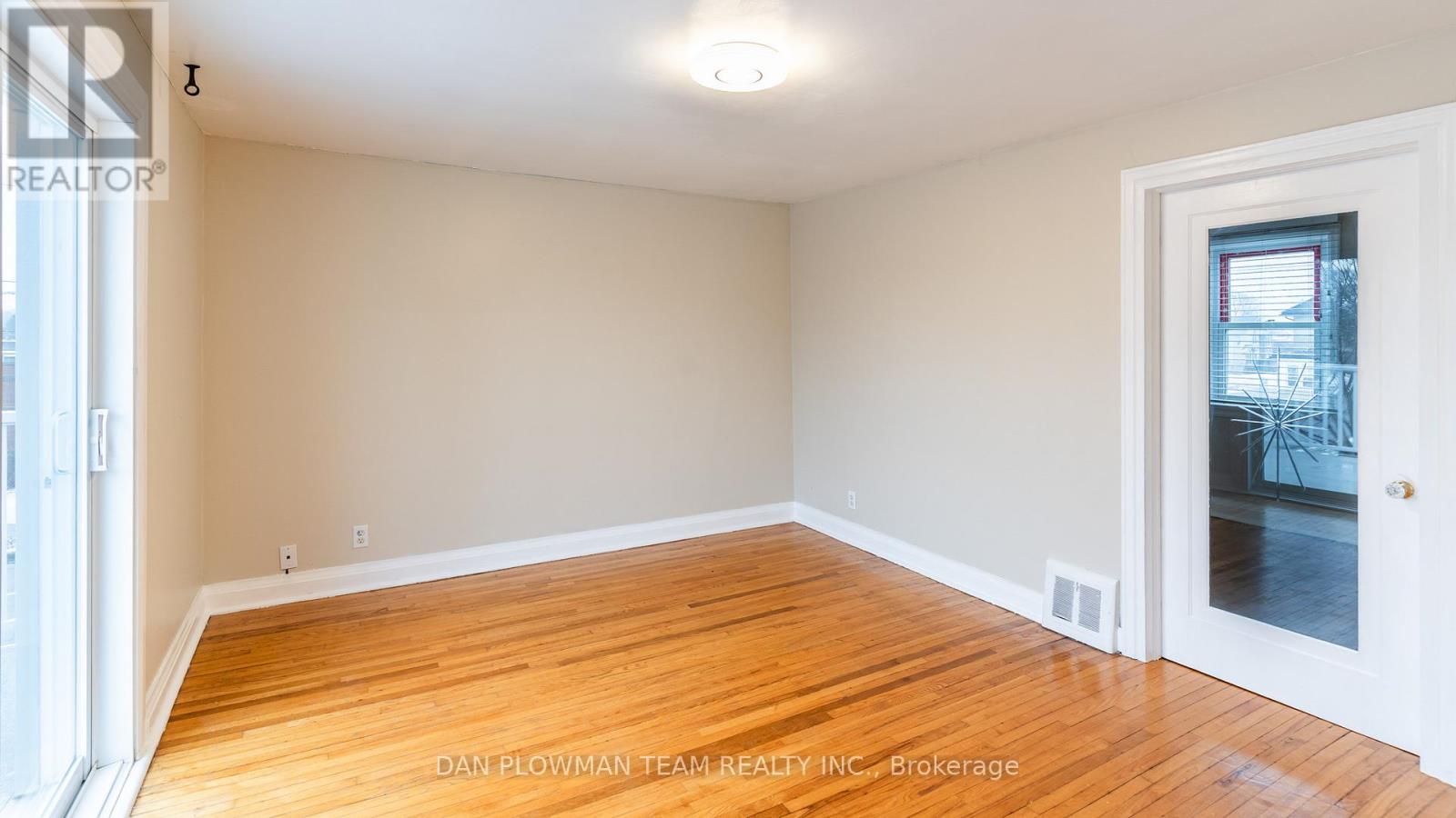 536 King Street E, Oshawa, Ontario  L1H 1G1 - Photo 23 - E12698882