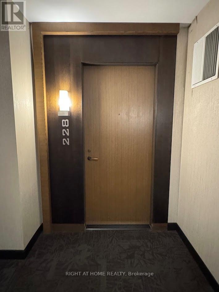 228 - 8228 Birchmount Road, Markham, Ontario  L3R 1A6 - Photo 4 - N12698856