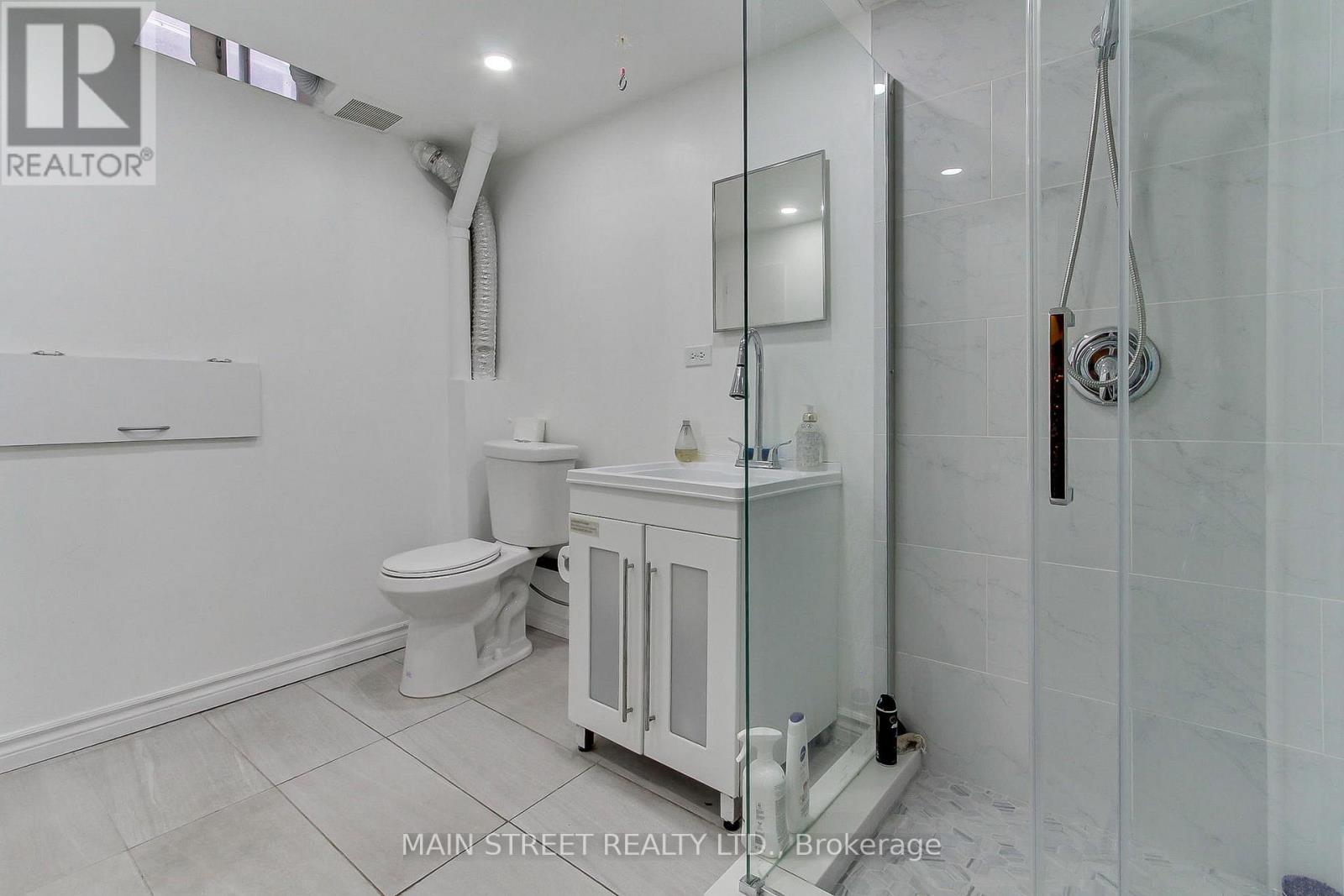 19 Natanya Boulevard, Georgina, Ontario  L4P 3R6 - Photo 30 - N12698864