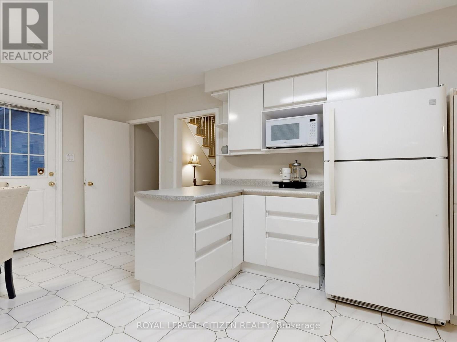 148 Grandview Avenue, Markham, Ontario  L3T 1H8 - Photo 12 - N12698892