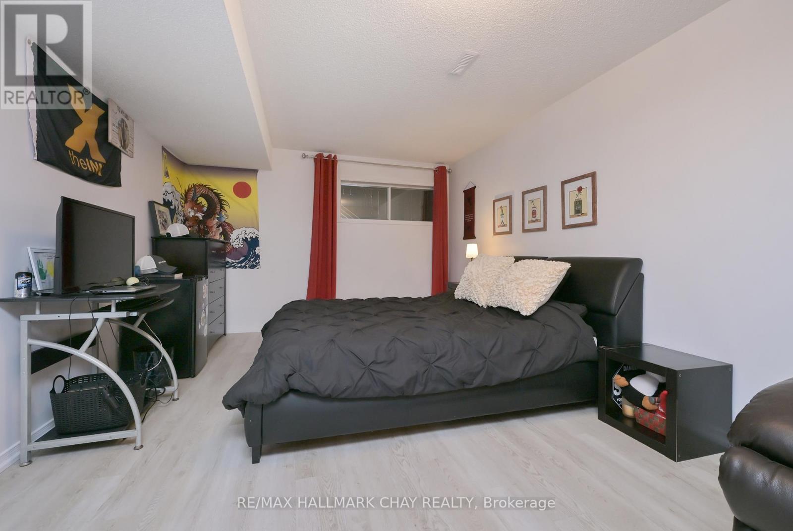 16 Green Briar Road, New Tecumseth, Ontario  L9R 1R5 - Photo 24 - N12698934