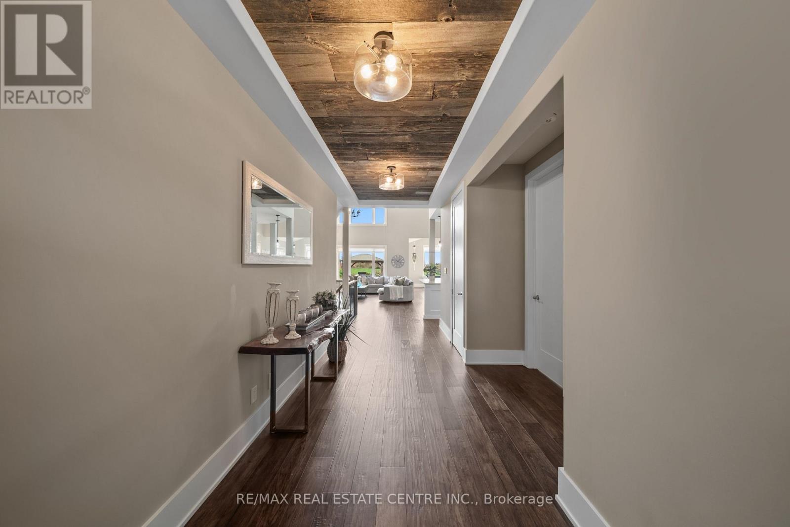 303 Sunnybrae Avenue, Innisfil, Ontario  L9S 1E5 - Photo 9 - N12698942