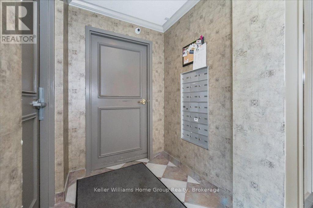 301 - 245 Queen Street W, Centre Wellington, Ontario  N1M 3R6 - Photo 4 - X12223895