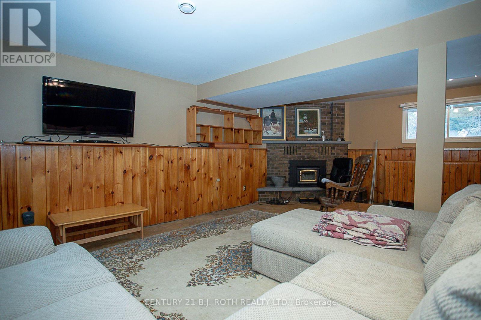 471 Scarlett Line, Oro-Medonte, Ontario  L0L 1V0 - Photo 15 - S12698936