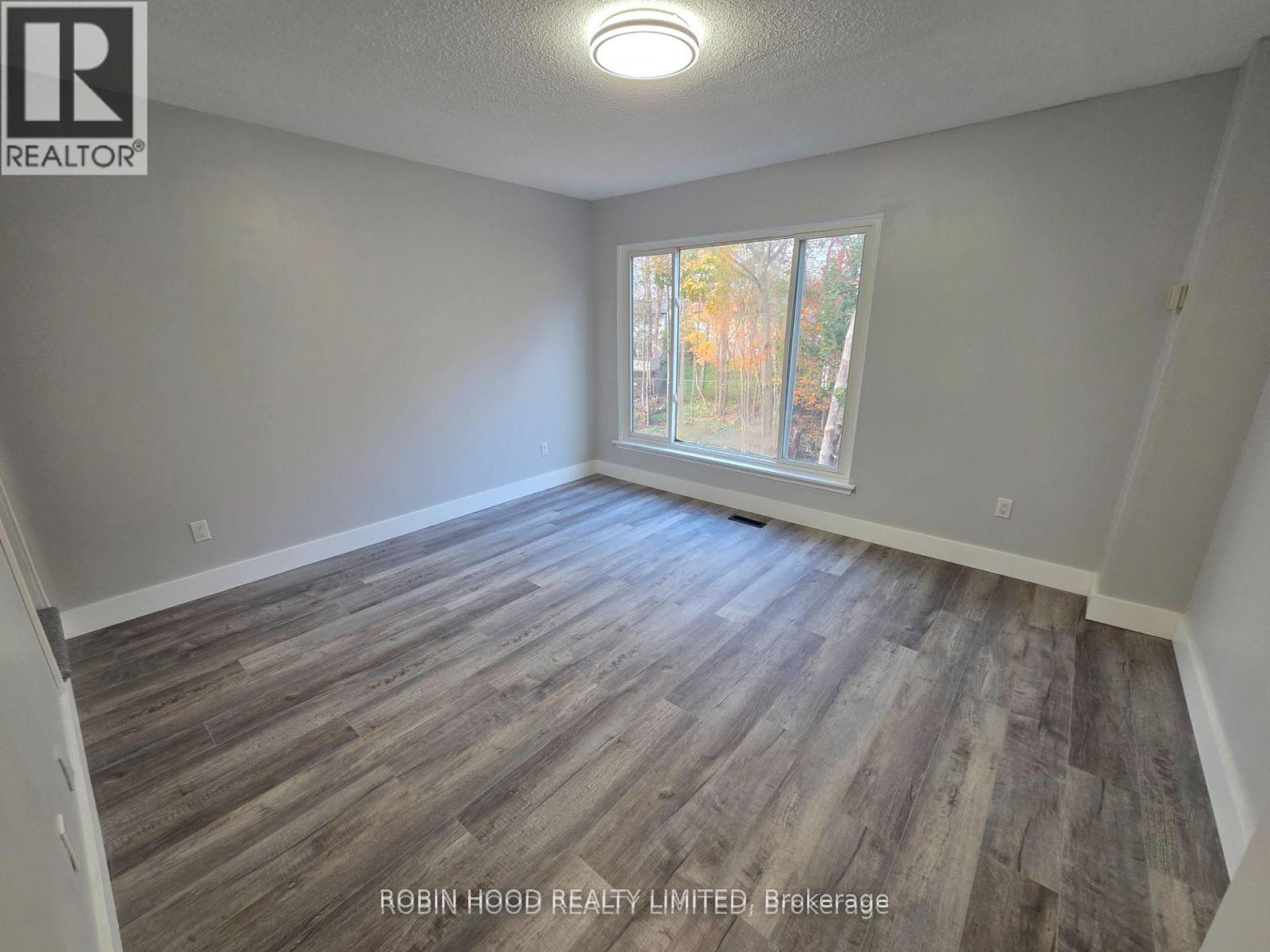 59 Scott Crescent, Barrie, Ontario  L4N 4W2 - Photo 18 - S12698938