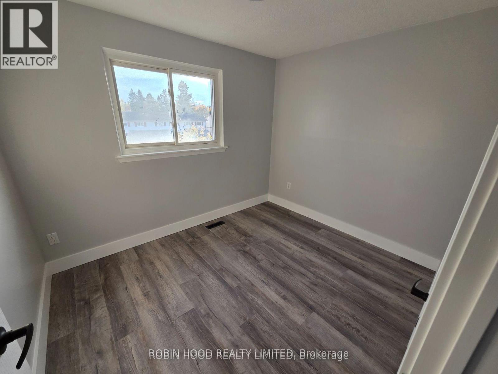 59 Scott Crescent, Barrie, Ontario  L4N 4W2 - Photo 40 - S12698938