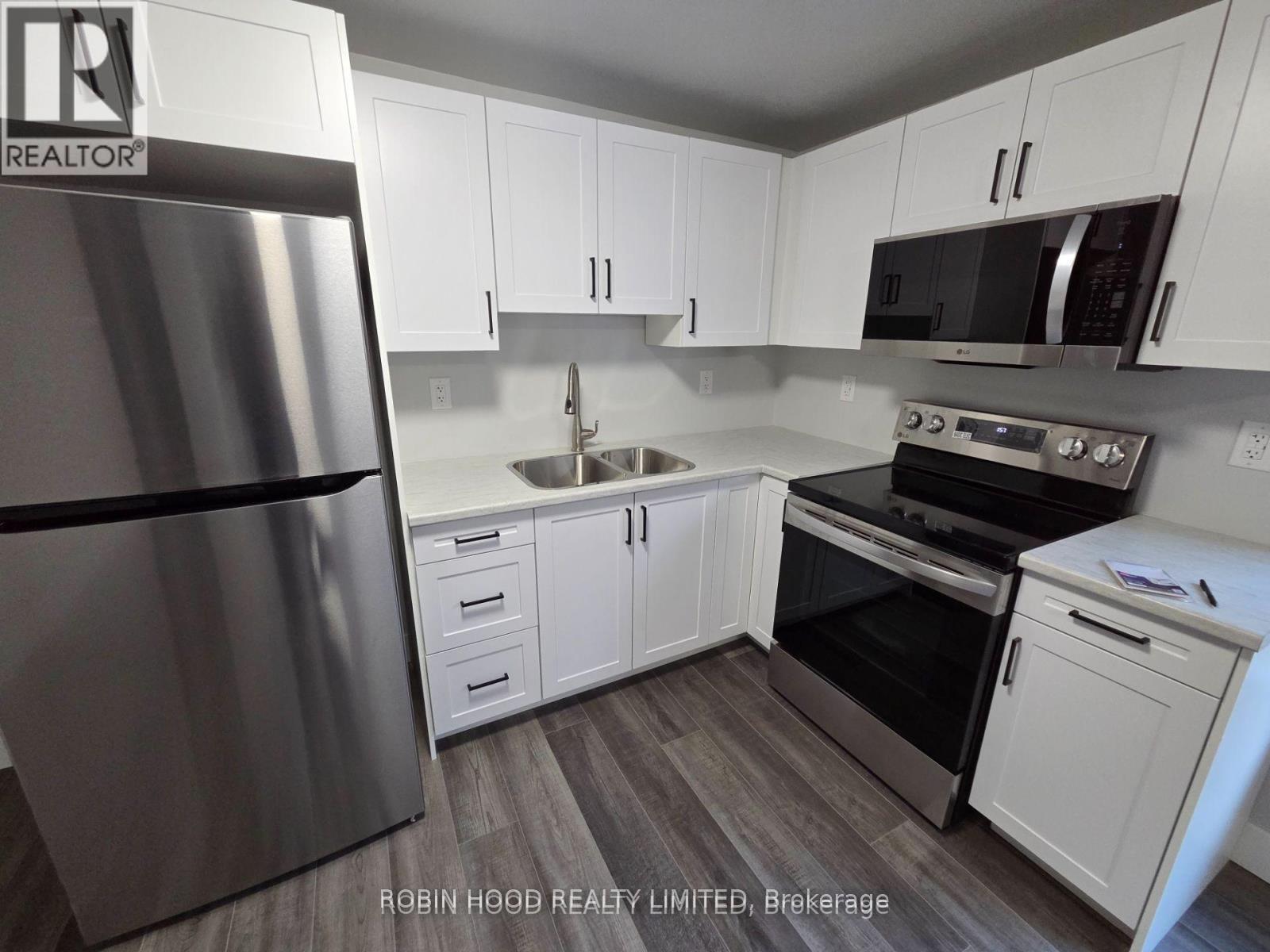 59 Scott Crescent, Barrie, Ontario  L4N 4W2 - Photo 5 - S12698938