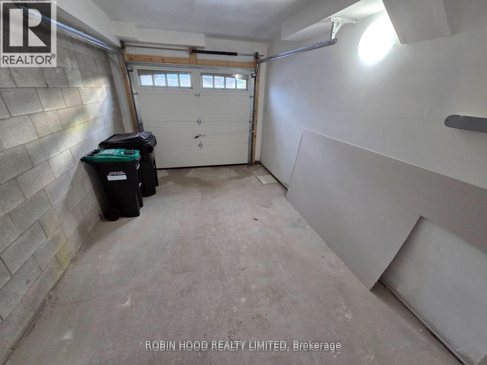 59 Scott Crescent, Barrie, Ontario  L4N 4W2 - Photo 9 - S12698938