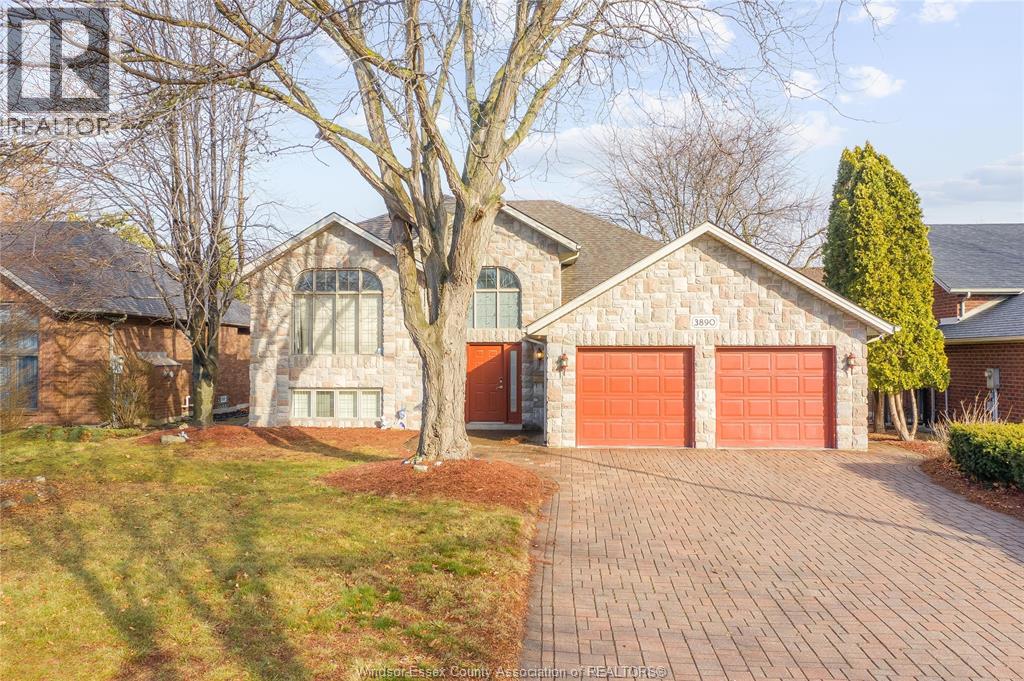 3890 NORTHWAY AVENUE, windsor, Ontario